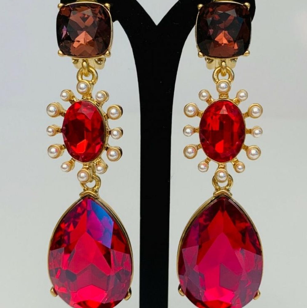 Oscar de la Renta RED Teardrop Earrings Clip-On